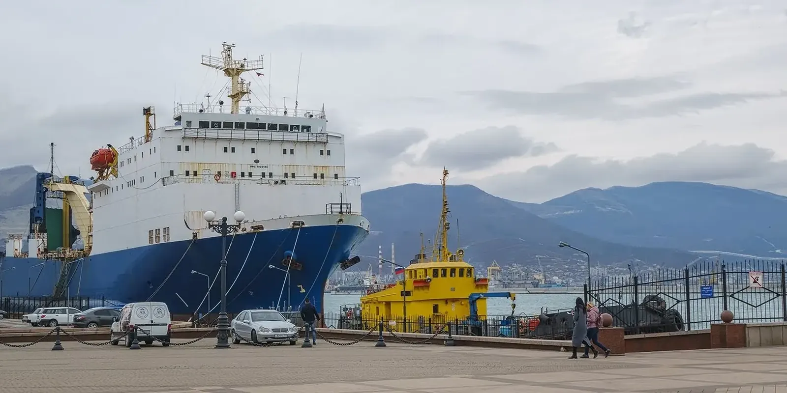 Commercial port and vessel operations